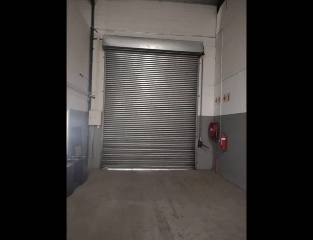 580M² WAREHOUSE TO LET IN BELLVILLE SOUTH